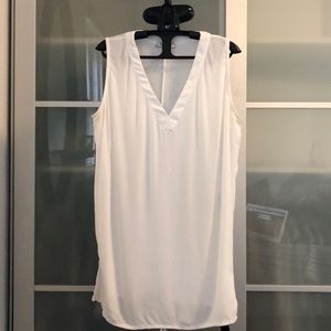 White House black market white tank